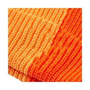Gorro de Invierno de Alta Calidad Multicolor, Gorro de Punto Liso Personalizado, Gorro Transpirable para Otoño e Invierno, Gorro Jacquard en Blanco - Product Image 3