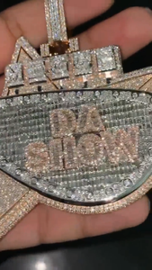 Colgante de Lujo Hip Hop de Plata de Ley 925 con Letra Personalizada Iced Out, Diamantes de Moissanita VVS Brillantes Redondos y Baguette - Product Image 5
