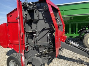 Massey Ferguson 1745D 2024 Core Components Moteur et boîte de vitesses Presse à balles rondes pour la récolte du foin - Product Image 2