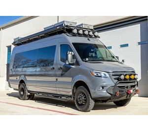 Mercedes-Benz Sprinter 3500XD 2023, Certificado, Limpio y Poco Usado, Midwest Automotive Design Luxe Cruiser, Tracción en las Cuatro Ruedas, Diésel, Volante a la Izquierda - Product Image 1