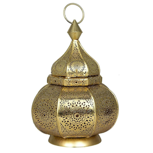 Pure <b>Brass</b> Vintage Embossed <b>Lantern</b> With Polish Finished For Tabletop Decor Arabic <b>Lantern</b> For Home Decoration - Product Image 1
