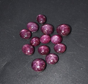 Rubis étoilé de haute qualité à 6 branches, cabochon, pierre précieuse taillée en étoile, calibrée, effets optiques spéciaux, rouge rose naturel, 3-7 carats - Product Image 6