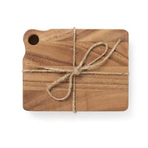 Planches à découper en bois d'acacia de taille personnalisée cadeau de mariage personnalisé avec texte gravé prix d'usine ustensiles de cuisine du Vietnam - Product Image 6