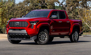 Tacoma SR TRD Sport 2025, 4 portes, double cabine, transmission intégrale, 5.0 Ft. SB (2.4L 4 cylindres turbo essence/électrique hybride 8A), SUV, sièges en cuir, panoramique - Product Image 3