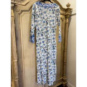 Vestido de Verano Azul con Estampado Floral para Oficina, Diseño Personalizado, Viscosa Transpirable, Elegante e Informal, Largo hasta la Rodilla, Sublimado - Product Image 6
