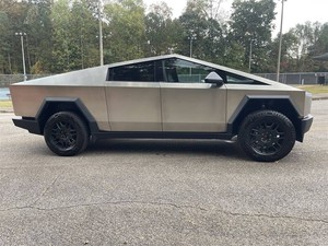 2024 Tesla cybertruck AWD รถซีดานไฟฟ้าส่งฟรีช่วง1,400mi เกียร์อัตโนมัติสองไดรฟ์ไฟลิเธียมหนังซ้าย