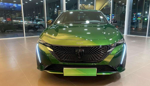 UTILISÉ 308 2023 INTÉRIEUR NOIR - Product Image 5