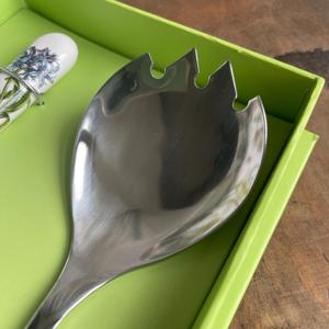 Serveur de salade luxueux en acier inoxydable avec poignée en résine pour l'emballage domestique et cadeau fabriqué à la main en Inde - Product Image 3