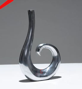 เชิงเทียนหยิกโลหะสีเงินที่สวยงามสำหรับโรงแรมบ้านร้านอาหาร - Product Image 1