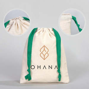Bolsa de Tela de Algodón Orgánico 6W X 8H (15.5cm X 20cm) con Asa Verde, Serigrafía y Bordado Personalizables para Promoción de Paquetes - Product Image 4