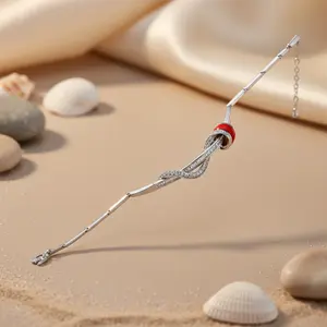 Collar con Colgante Espiral Plateado Moderno y Elegante, Chapado en Oro con Diamante, Regalo Religioso Ortodoxo para Ella, Diseño en Forma de Corazón - Product Image 1