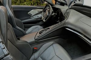 SUPER LIMPIO, CHEVROLET CORVETTE STINGRAY COUPE 2024, LISTO PARA ENVIAR - Product Image 6