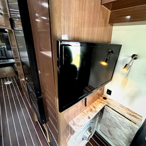FOURNISSEUR DE camping-cars d'occasion Air Stream Interstate Grand Tour E X T Std Model Class B de 2018 - Product Image 5