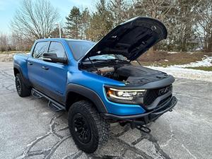 Vehículos R-a-m 1500 T-R-X 2022 usados y duraderos ofrecidos a bajo precio - Product Image 4