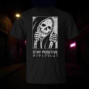 T-Shirt con Teschio Stile Urbano Vintage Hipster, Moda Urbana Retrò Ispirata all'Hip Hop - Product Image 3