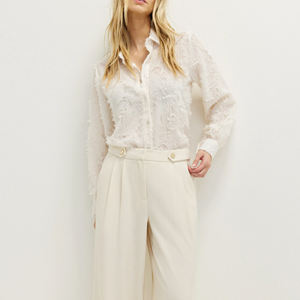 Camicetta Boho <span class=keywords><strong>con</strong></span> <span class=keywords><strong>Frange</strong></span> Personalizzata da Donna, Manica Lunga, <span class=keywords><strong>con</strong></span> Colletto e Bottoni Frontali, Produzione OEM all'Ingrosso da Fabbrica di Abbigliamento Cinese - Product Image 1