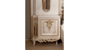 Ensemble de chambre à coucher antique français en bois massif sculpté, lit double rembourré, armoire, mobilier de chambre principale de villa - Product Image 3