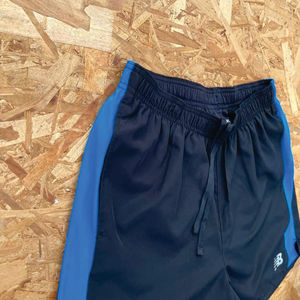 Shorts Deportivos de Malla Retro 100% Poliéster al por Mayor, 6 Pulgadas, para Gimnasio, Personalizados con Sublimación y Bordado, Shorts de Baloncesto para Hombre - Product Image 2