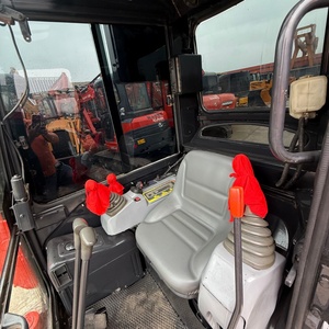 Excavatrice Kubota U35 d'occasion avec performances hydrauliques stables et une efficacité excellente pour les projets de construction, prête à l'emploi - Product Image 6