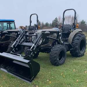 Tracteur agricole compact LS Gamekeeper édition spéciale 2025, 45 ch, à vendre, prêt à être expédié |   Fournisseur en gros, OEM, exportation en Autriche - Product Image 1