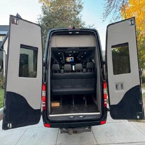 รถเมอร์เซเดส-เบนซ์ สปรินเตอร์ 3500 ปี 2015 รุ่น MIDWEST AUTOMOTIVE DESIGNS EXECUTIVE พร้อมส่ง - Product Image 4