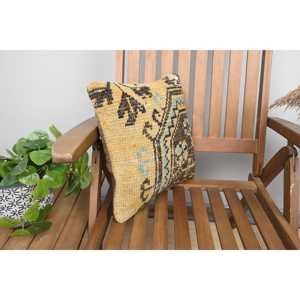 Oreiller en laine Kilim beige exquis 14x14 oreiller d'accent de luxe de qualité supérieure avec motif moelleux vintage tissé taille carrée 18x18 - Product Image 2