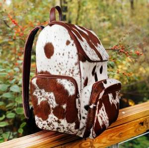 Sac à dos unisexe en cuir de vachette occidental fabriqué à la main Sac à dos antivol rustique avec doublure en polyester - Product Image 5