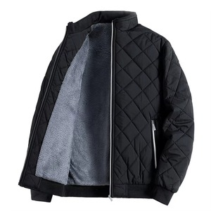 Vestes d'extérieur pour hommes Vestes d'hiver chaudes avec logo personnalisé Vêtements d'extérieur Bubble Puff Vestes d'extérieur pour hommes par tessuto industries - Product Image 6