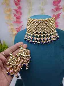 Conjunto de Collar Kundan con Trabajo Meenakari en la Parte Posterior, Joyería Artesanal, Hermosos Pendientes Ideales para Bodas, Fiestas, Alta Calidad - Product Image 1