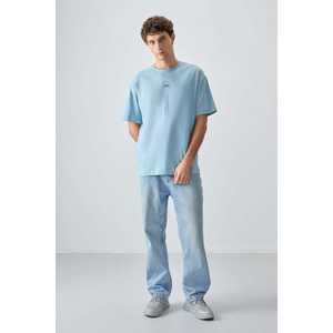 Camiseta de Hombre de Punto 100% Algodón Azul Claro, Gruesa, Suave, Texturizada, Corte Holgado con Diseño Estampado-88355 - Product Image 5