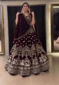 Trabajo de lentejuelas pesadas Doble Cancan Lehenga Choli Tela de encaje para mujer Vestido indio pakistaní Doble lona Patta - Product Image 4