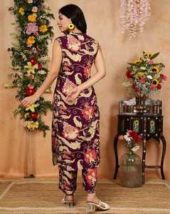 Custom Made Sleeveless Long Kurti <b>Womens</b> Round Neck Ethnic Wear Soft Fabric & Trendy Design Indian Wholesale Manufacturer - Product Image 5