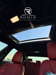 Lexus d'occasion, berline de luxe, essence, automatique, 4 portes, voiture de tourisme, calandre avant style sport pour les trajets urbains - Product Image 4