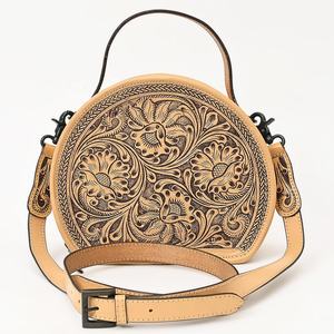 Sac à main décontracté pour femme, nouveau style tendance, bohème, western, en cuir, avec motif de fleurs sculptées à la main et pompon - Product Image 2