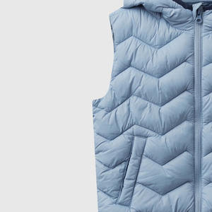 Las chaquetas acolchadas sin mangas pesadas de alta calidad más vendidas para hombres y mujeres disponibles todos los tamaños colores MOQ bajo todos los tamaños disponibles - Product Image 3