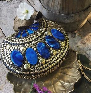 Nouvelle arrivée Mini pochette de luxe en métal pour les femmes pour le travail et les fêtes disponibles pour l'exportation depuis l'Inde - Product Image 4