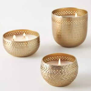 Elegantes recipientes de metal con acabado satinado para velas, ideales para decoración minimalista, que realzan las colecciones de velas con un toque moderno. - Product Image 1