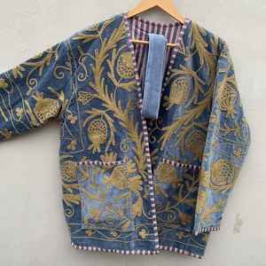 แจ็คเก็ตกำมะหยี่ปักลายซูซานีทำมือขายดี แจ็คเก็ตซูซานีสั้นสำหรับผู้หญิง แจ็คเก็ตสั้นแบบเย็บติดกัน ฟรีไซส์ - Product Image 1