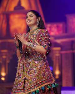 ชุดเลเฮนกา โจลี ดูปัตตา ผ้ามัสลินเนื้อหนา พิมพ์ลายดิจิทัลทันสมัย แห้งเร็ว สำหรับผู้หญิง สวยงาม เหมาะสำหรับงานแต่งงาน งานเฉลิมฉลองนาวราตรี และทุกโอกาส - Product Image 4