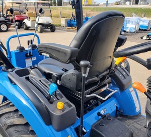 Tractor Agrícola Compacto LS MT225E de 35HP para 2WD, Motor Diésel, Bomba, Caja de Cambios, Motor Automático, Equipo Agrícola - Product Image 4