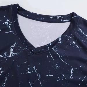 Uniforme de basket-ball en polyester de qualité supérieure, uniforme de sport de haute qualité, uniforme de basket-ball sur mesure de nouvelle conception pour hommes, service OEM - Product Image 3