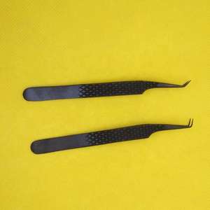 Pinzas de extensión de pestañas de acero inoxidable de 45 grados con logotipo personalizado con puntas de fibra de volumen de agarre de diamante - Product Image 6