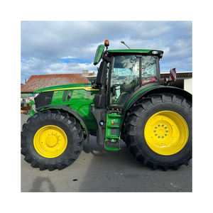 Tracteur John Deer 3039R avec économie de carburant, système hydraulique puissant et poste de travail confortable pour l'opérateur - Product Image 4
