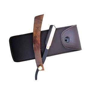 Navaja de Afeitar de Acero Inoxidable con Mango de Madera, Logotipo Personalizado, Instrumentos de Belleza para Peluquería Sialkot - Product Image 3