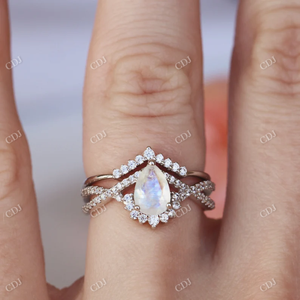 Vente en gros de nouveaux designs alliance chevron bague de fiançailles en diamant de taille ronde CVD cultivés en laboratoire bague en diamant personnalisée pour les femmes - Product Image 2