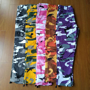 Pantalón de poliéster sublimado personalizado con diseño de camuflaje multicolor de servicio OEM para actividades al aire libre - Product Image 6