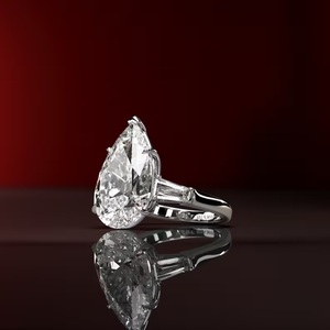ÉNORME 10 carats poire coupe laboratoire cultivé diamant trois pierres bague trilogie conique baguette et poire coupe bague de fiançailles de luxe - Product Image 3