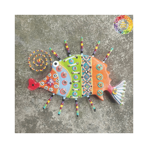 Innovadores juguetes navideños de madera-Diseño Maverick, adornos de madera con forma de animal - Product Image 1