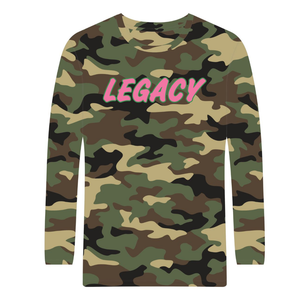T-shirt à manches longues Camo Legacy, vêtements de sororité grecque, vêtements pour femmes, rose et vert, vêtements de sororité universitaire, style décontracté, vêtements grecs - Product Image 1