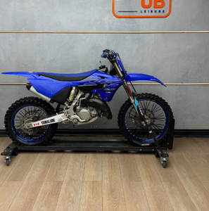 100% AUTHENTIQUE en stock, moto Yamaha YZ125X 2022 disponible à la vente et prête à être expédiée - Product Image 1
